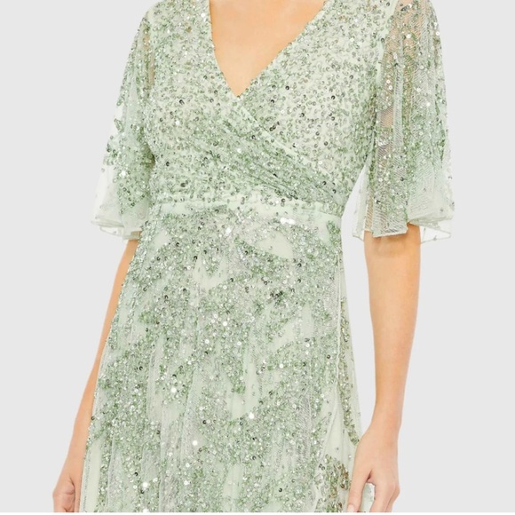 NWT Mac Duggal Green Sequined Butterfly Sleeve High Low Gown - Picture 4 of 14